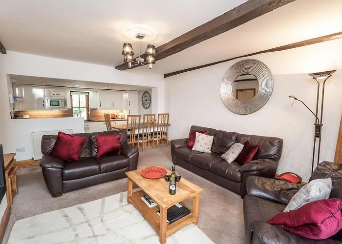 Bridge House 2 * كيسويك