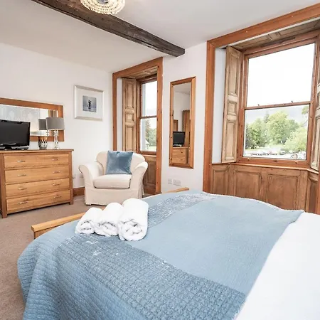 Holiday home Bridge House 2 *